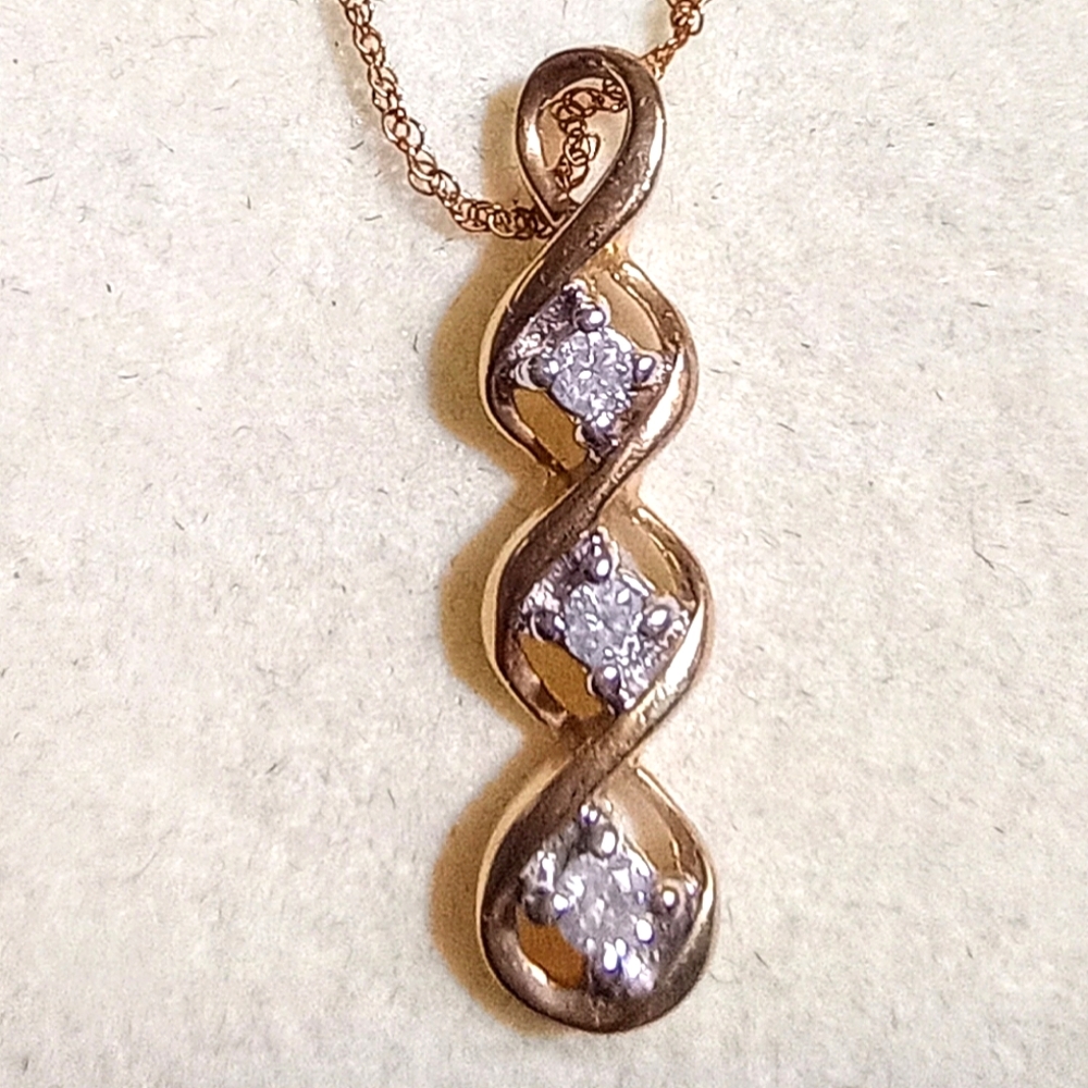 10k Gold Past Present & Future with Diamonds.